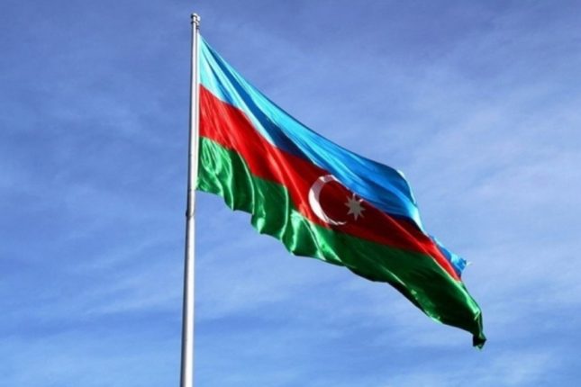 media-azerbaycan-bayragi