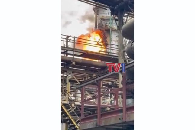 media-yangin-neft-zavodu