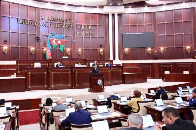 media-insan-alveri-parlament