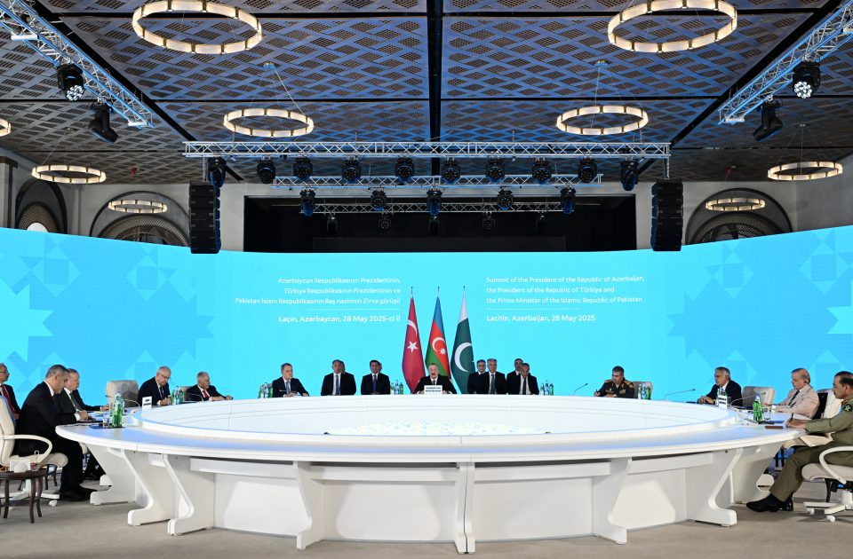 media-zirve-1