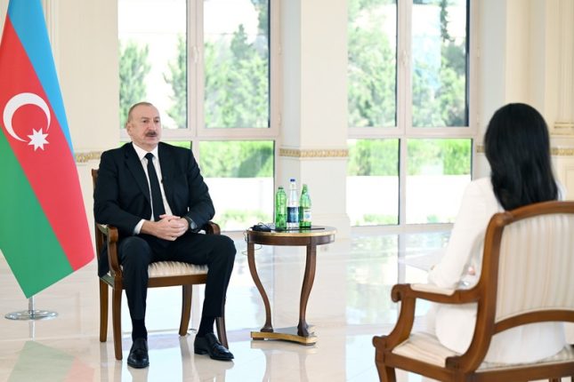 media-prezident-m7