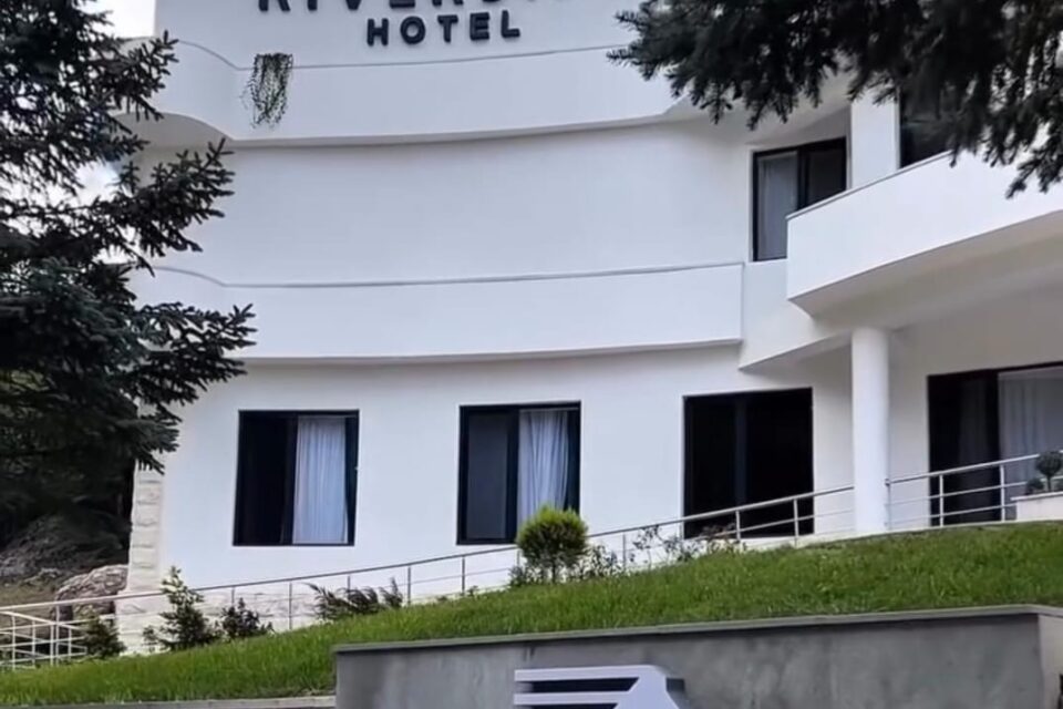 media-riverside-hotel