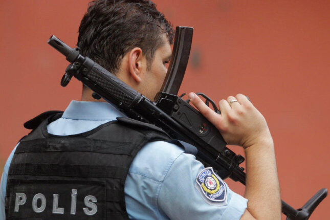 media-turk_polis