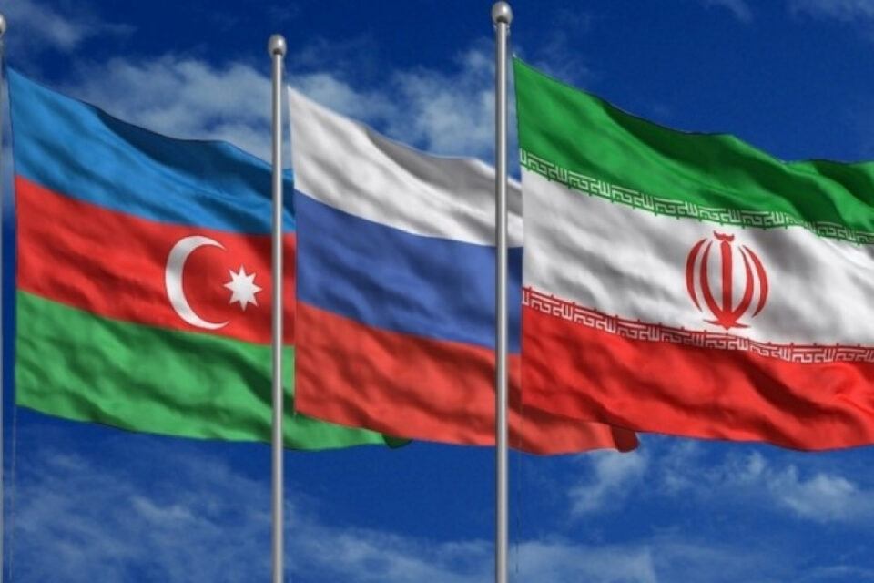 media-azerb-rus-iran-bayraq