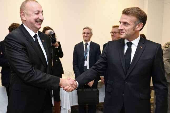 media-ilham_aliyev_i_makron_1