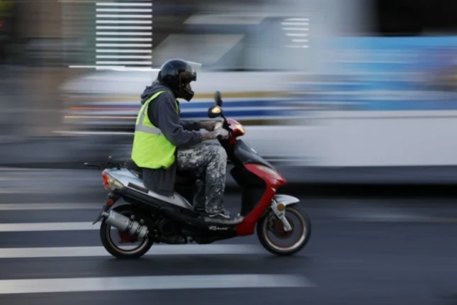 media-moped