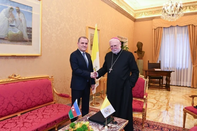 media-bayramov-vatikan