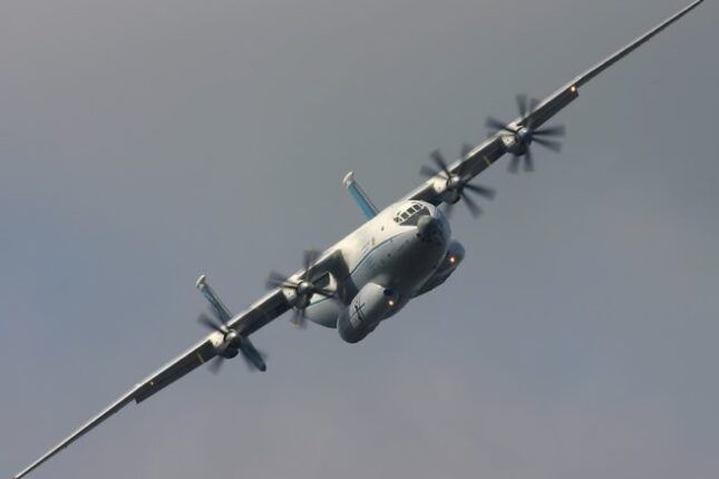 media-antonov-an-22-e