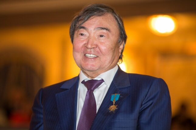 media-oljas-suleymenov