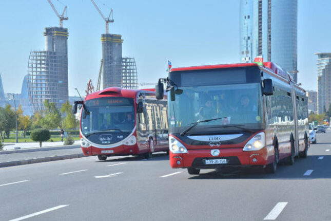 media-baku_bus_051116_08