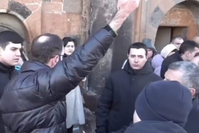 media-pashinyan-etiraz