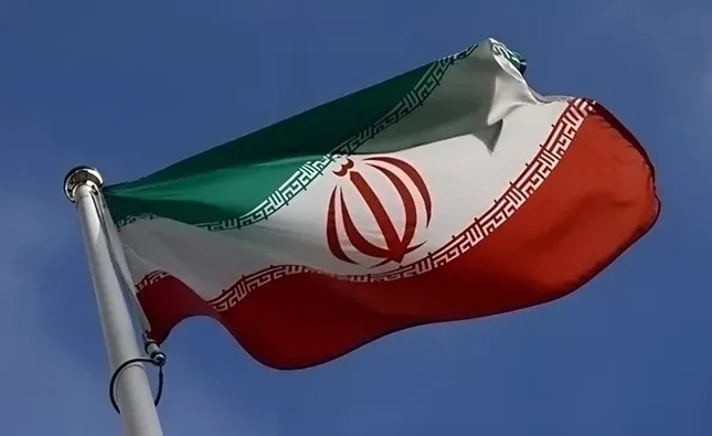 media-iran-bayragi
