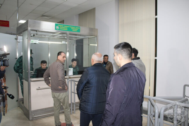 media-az-diplomatlari