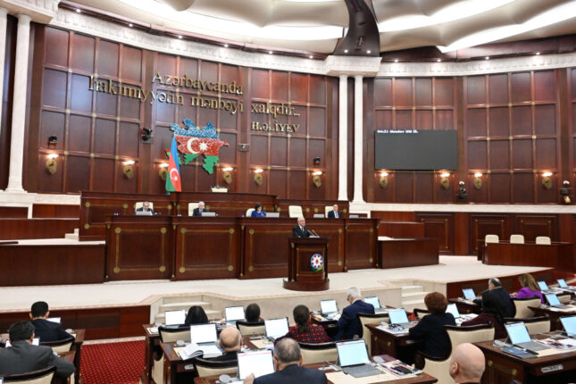 media-parlament-bas-nazir