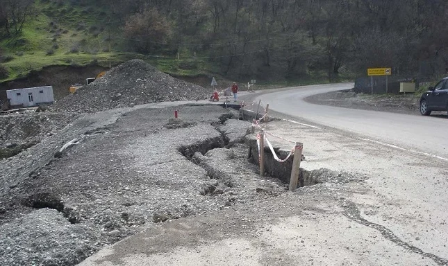 media-yol-cokdu-dashkesen
