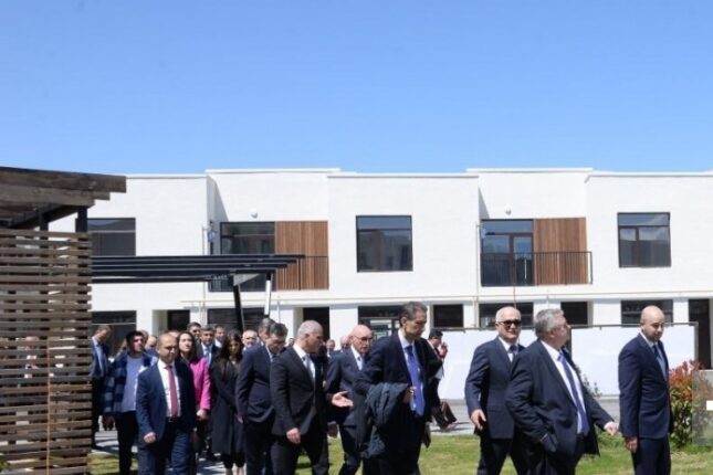 media-az-rus-komiss3