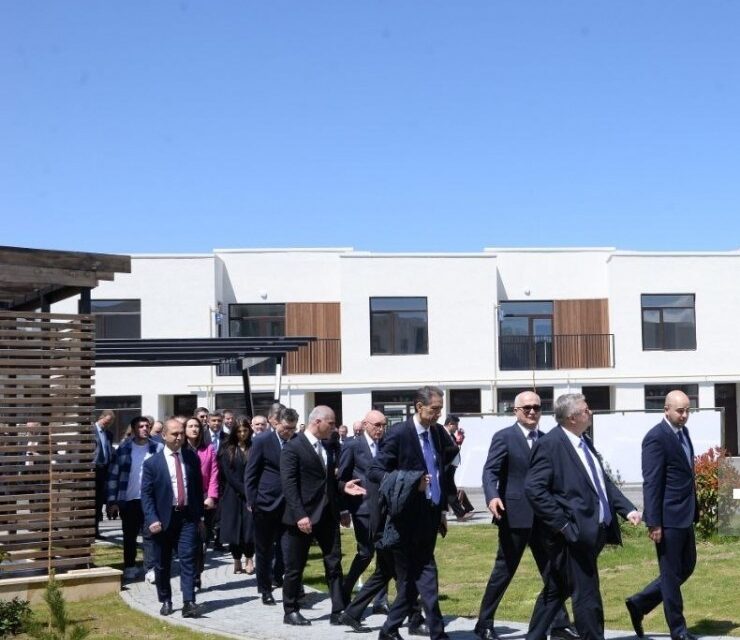 media-az-rus-komiss3