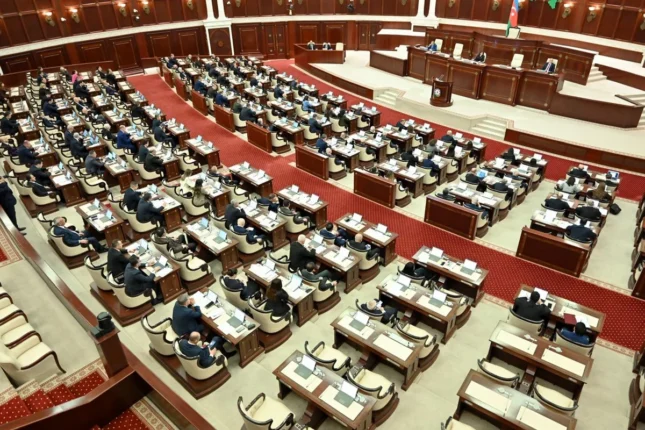 media-parlament