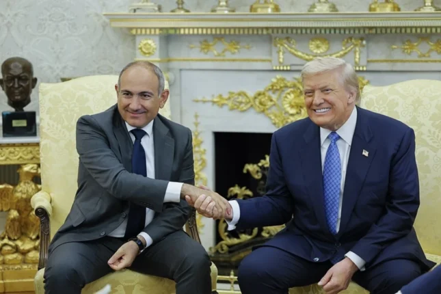 media-tramp-pashinyan