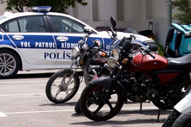 media-moped