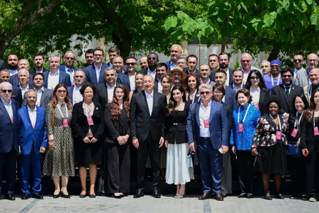 media-preizdent-paylashim
