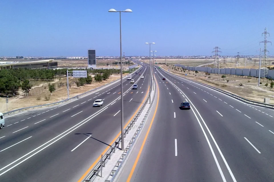 media-aeroport-yolu
