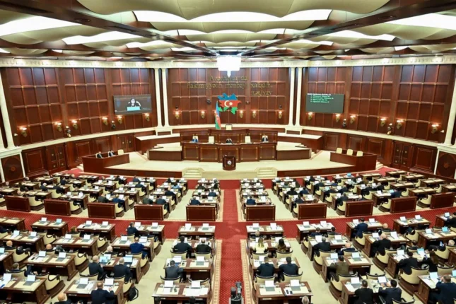 media-parlament