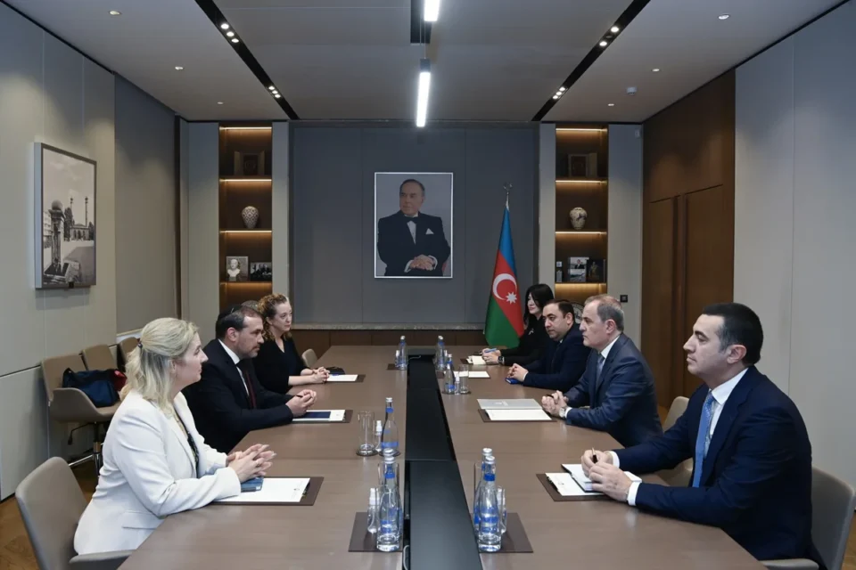 media-1u8atdufshyjemjg4a80plqcokvo1rzcuasxg1ke_1200